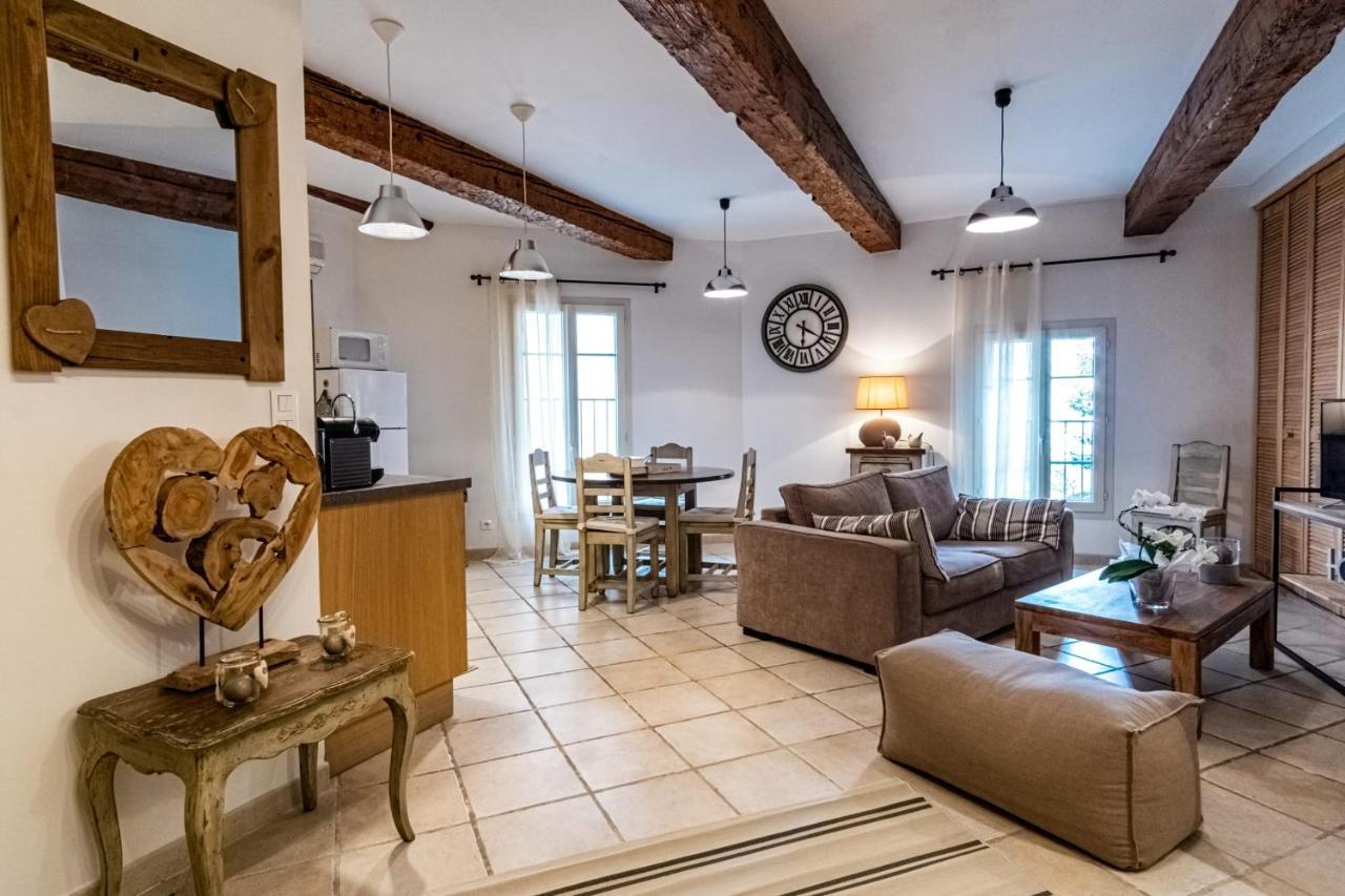 Appartement Au Coeur De L'Isle Sur La Sorgue Esterno foto